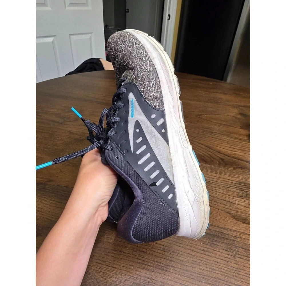Brooks Range 2‎ Shoes Women's 11 Black Gray Athletic Running Training Sneakers